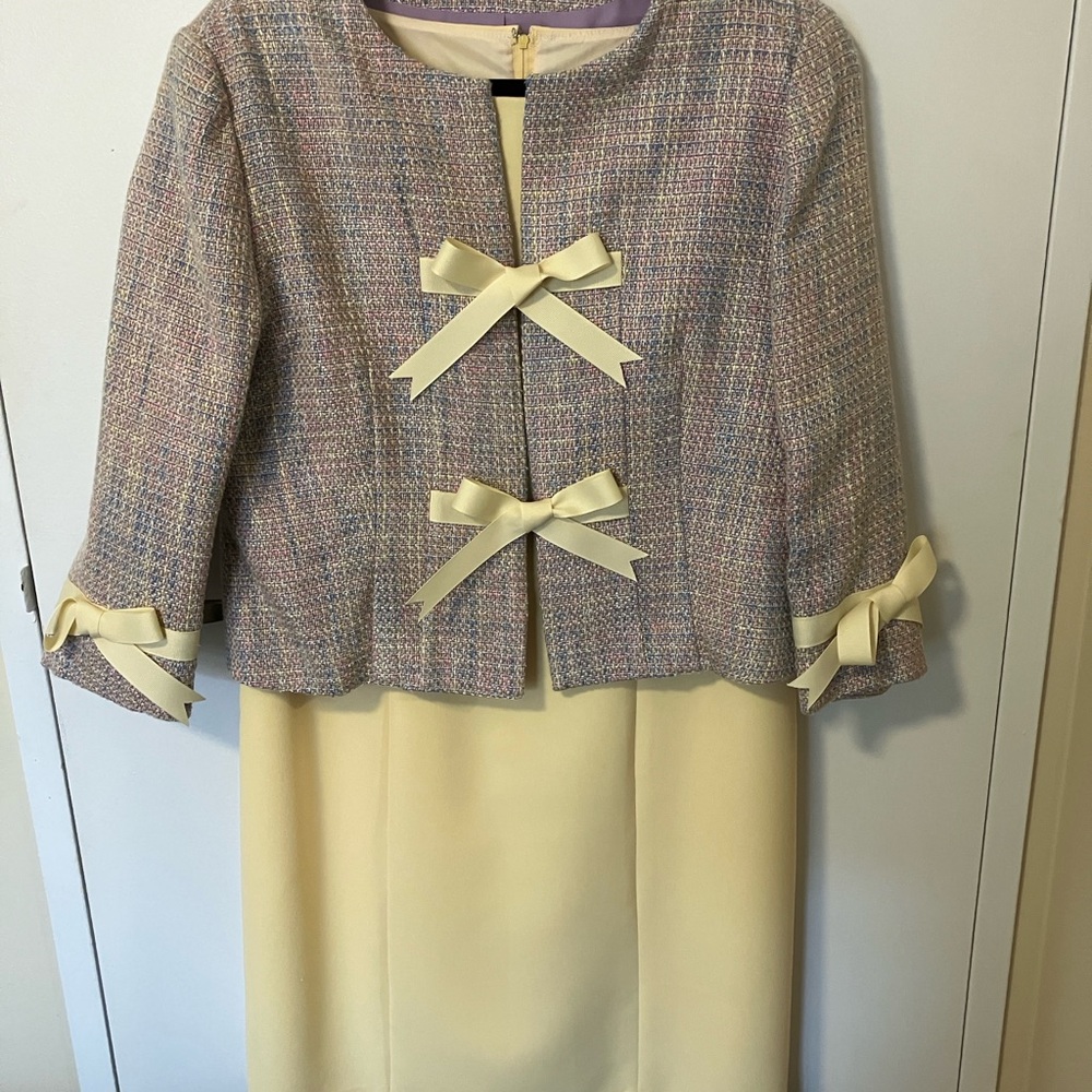 Elegant Tweed Jacket and Dress Set with Bows